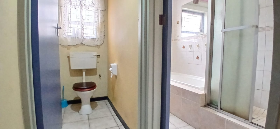 4 Bedroom Property for Sale in Strandfontein Village Western Cape